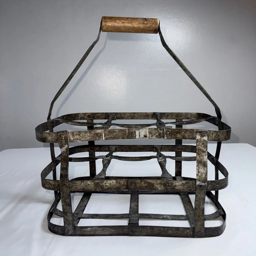 Vintage Metal Milk Bottle Carrier 6 Slot Caddy Rustic Farmhouse Wood Handle 12x8